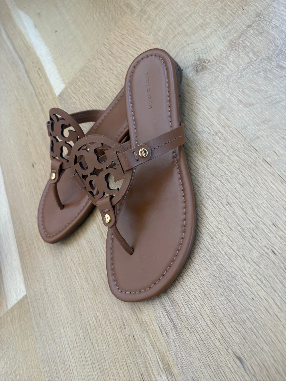 Tory Burch Leather Logo Thong Sandals in Cognac Brown with Gold Accents